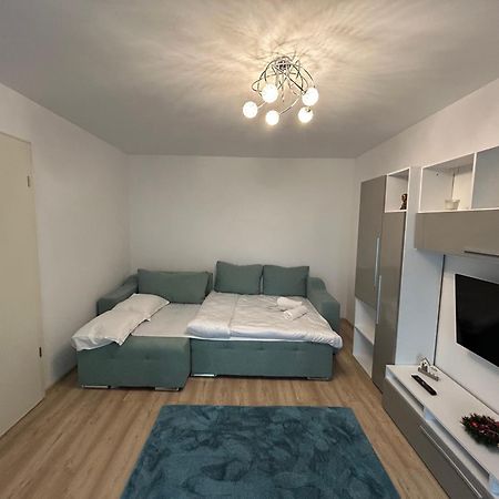 Jad - Luxury 3 Rooms & 2 Rooms Apartments In Kasper, Near Coresi Mall Brasov Exterior photo