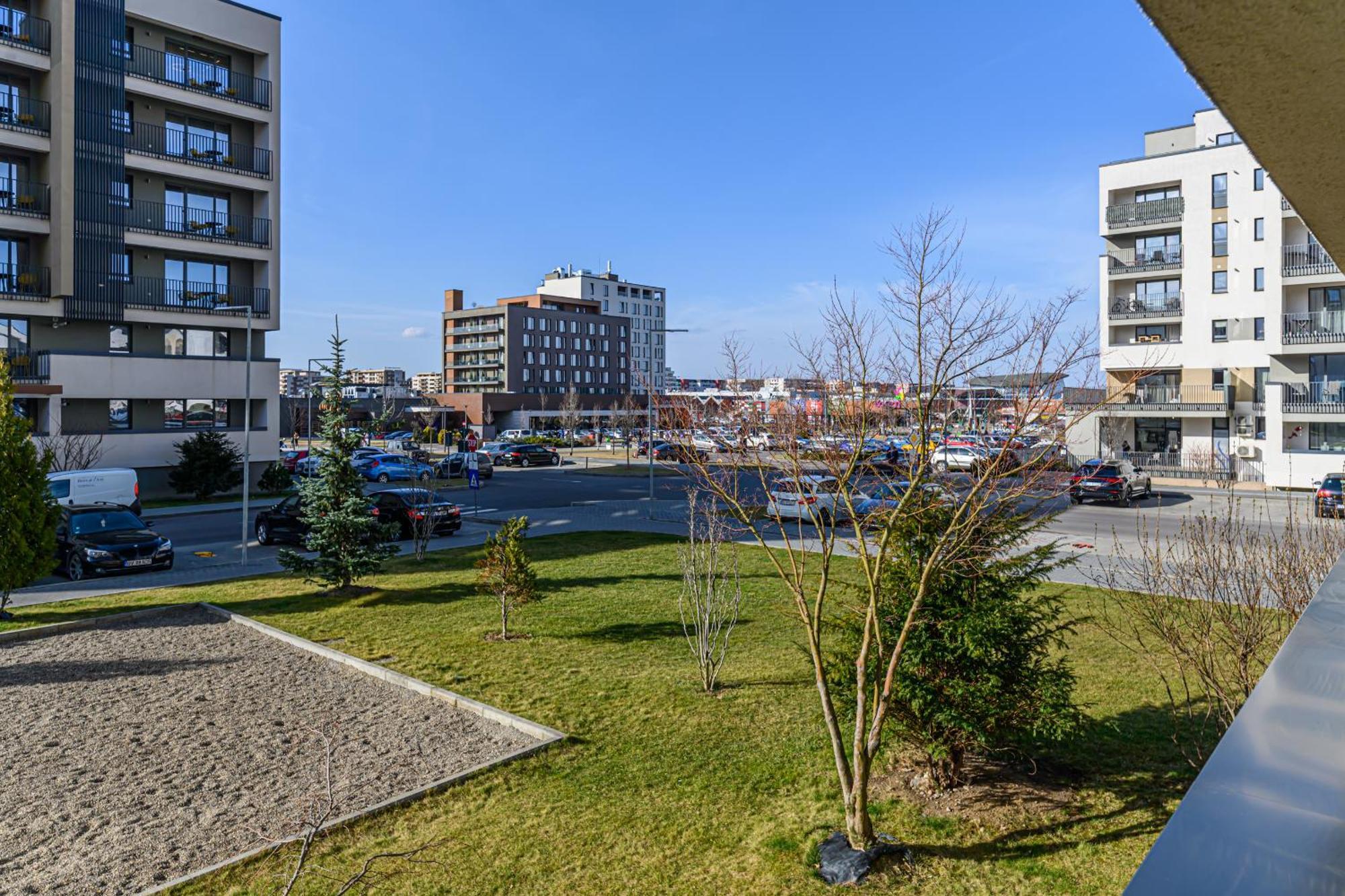 Jad - Luxury 3 Rooms & 2 Rooms Apartments In Kasper, Near Coresi Mall Brasov Exterior photo