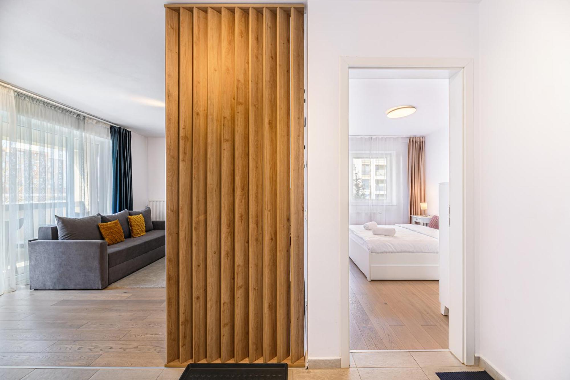 Jad - Luxury 3 Rooms & 2 Rooms Apartments In Kasper, Near Coresi Mall Brasov Exterior photo