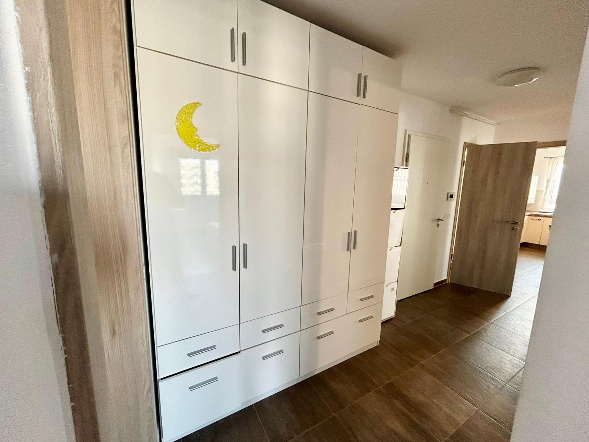Jad - Luxury 3 Rooms & 2 Rooms Apartments In Kasper, Near Coresi Mall Brasov Exterior photo